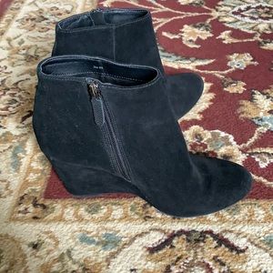Dolce Vita Faux Suede Wedge Booties, Sz 8.5